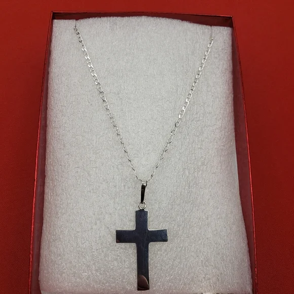 925 sterling silver cross pendant and 925 silver chain - Picture 6 of 13